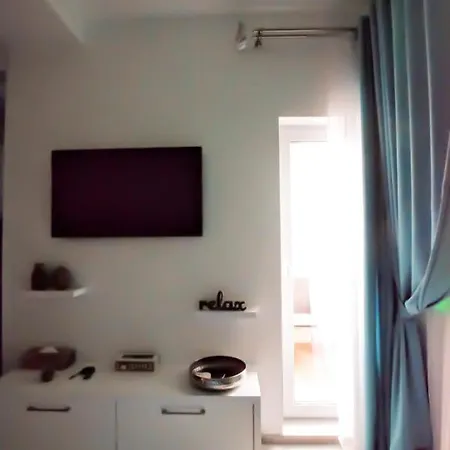 Garsoniera Aki 1 Mamaia Nord * Năvodari