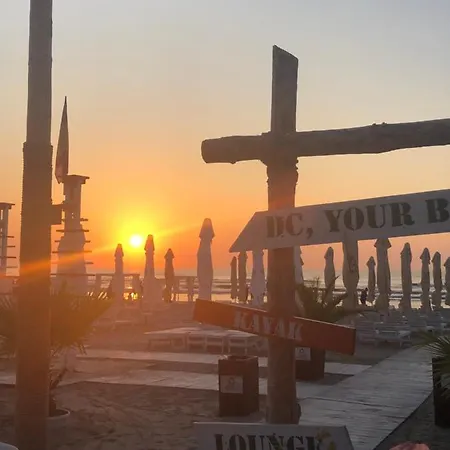 Apartament Garsoniera Aki 1 Mamaia Nord Năvodari